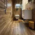 46 Jacuzzi&sauna Komarno