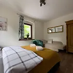 46 Jacuzzi&sauna Komarno