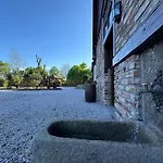 46 Jacuzzi&sauna *