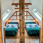 46 Jacuzzi&sauna Apartment