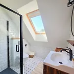 Apartment 46 Jacuzzi&sauna Komarno