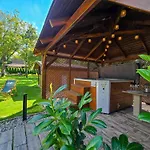 46 Jacuzzi&sauna Apartment