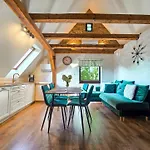 46 Jacuzzi&sauna Apartment