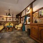 46 Jacuzzi&sauna Apartment Komarno