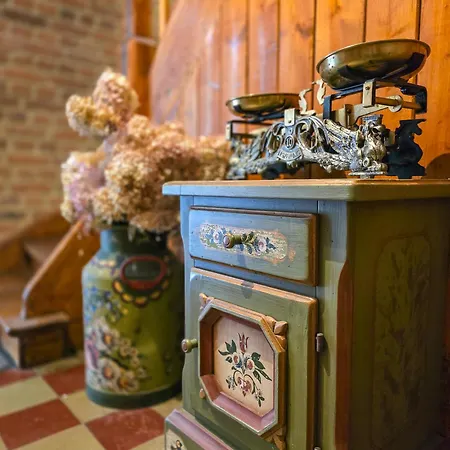 46 Jacuzzi&sauna Apartament *