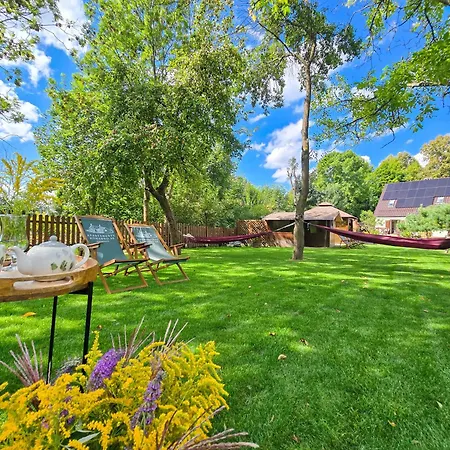 46 Jacuzzi&sauna Apartament Komarno