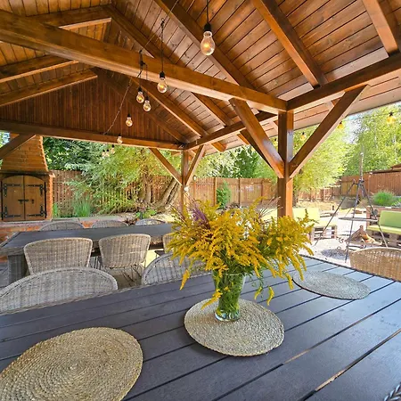 46 Jacuzzi&sauna * Komarno