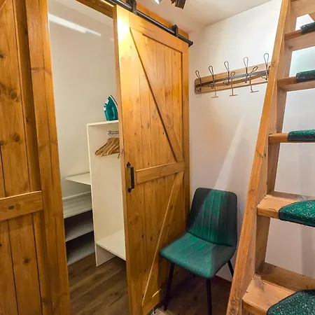 46 Jacuzzi&sauna Lägenhet *